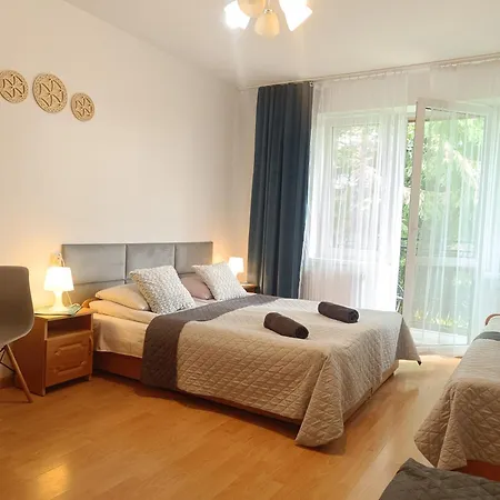 Paradna Quarto em Acomodações Particulares *