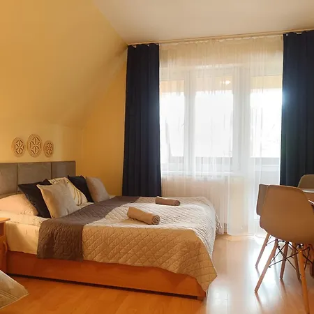 Paradna Quarto em Acomodações Particulares