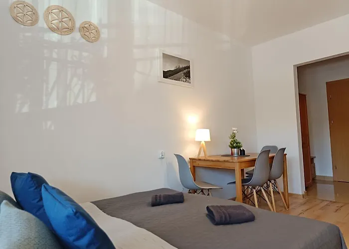 בית אירוח Paradna *