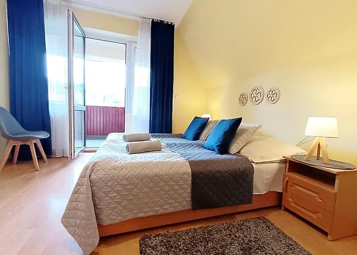 בית אירוח Paradna *