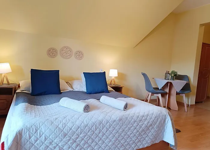 בית אירוח Paradna