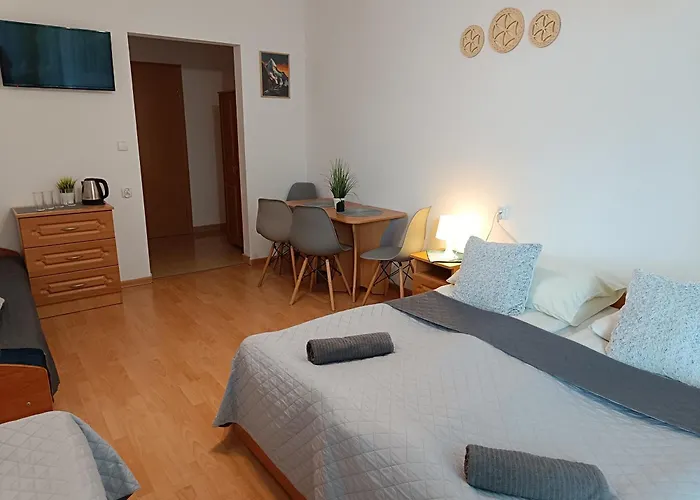 Paradna בית אירוח